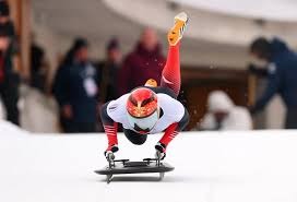 德甲焦点战赛后复盘 比赛节奏与压迫分析