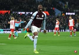 记者：球员间有梅西和德保罗这般挚友很棒，球队间有就很怪了